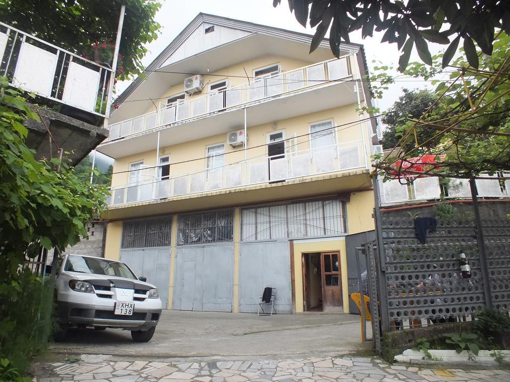 Guest House Lazuri 사르피 외부 사진